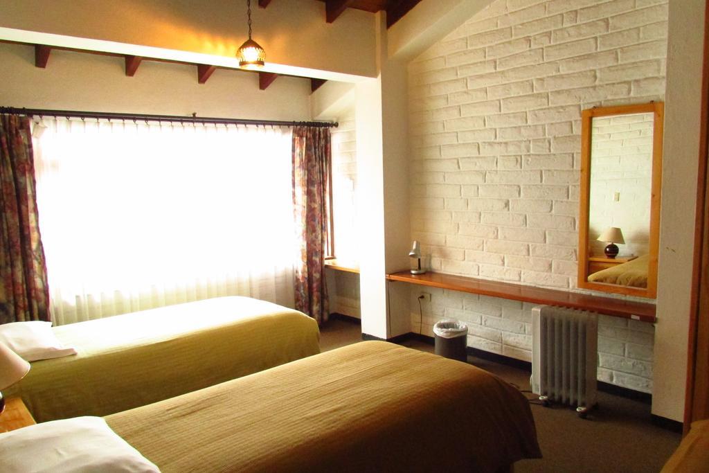Apartamentos Los Quipus Quito Chambre photo