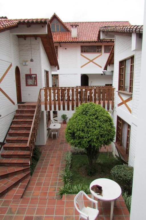 Apartamentos Los Quipus Quito Extérieur photo
